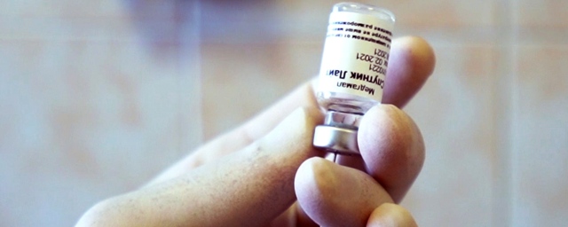 Михаил Мурашко рассказал, кому подойдет российская вакцина «Спутник Лайт»